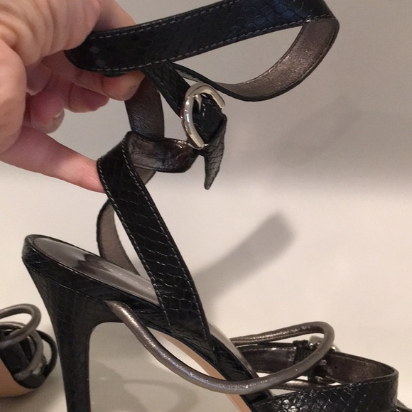 Authentic COACH snakeskin leather ankle  sandals - Picture 1 of 8